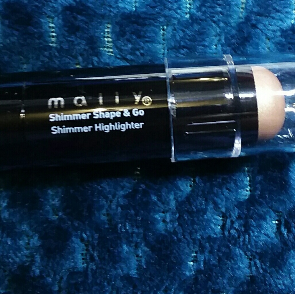 Mally Beauty highlight and contour sticks